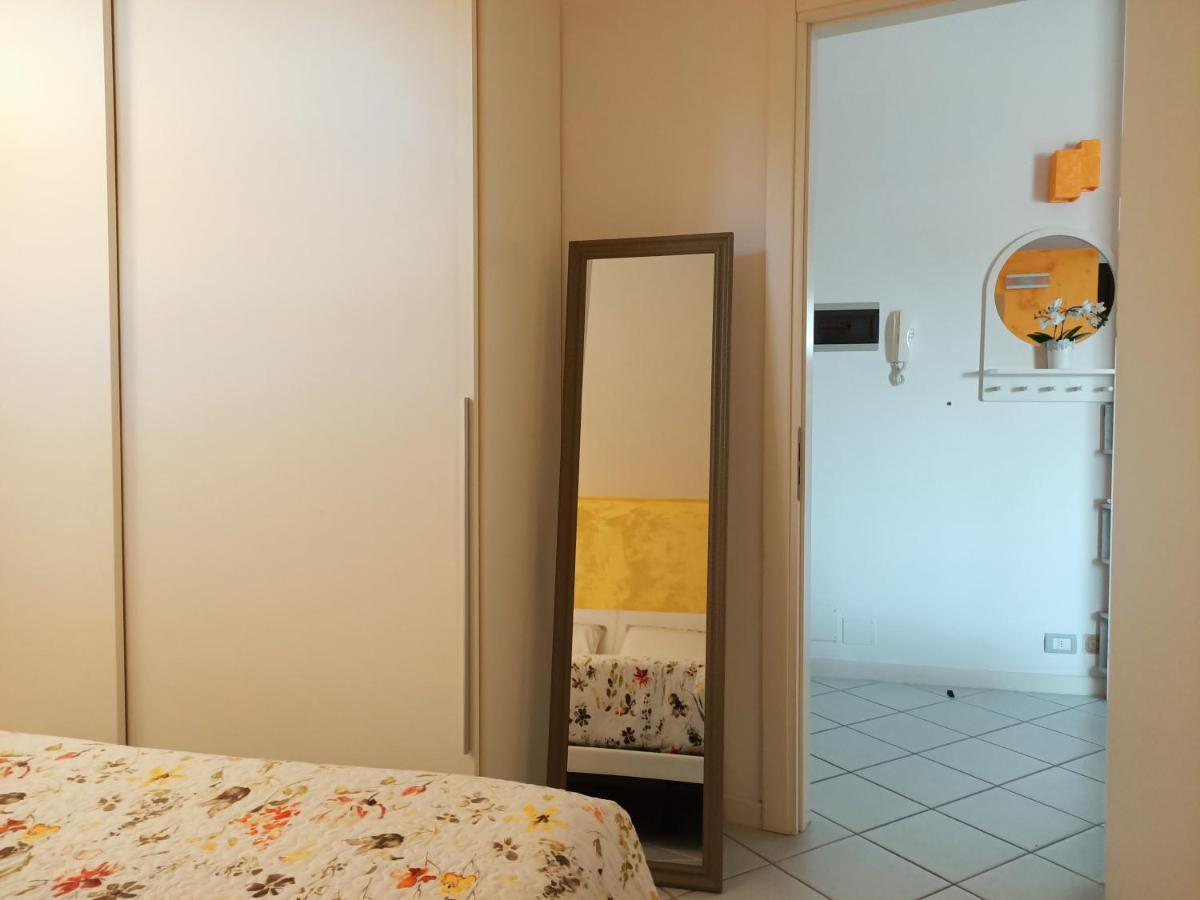 Nel Blu Dipinto Di Blu Apartment Porto Recanati Exterior photo